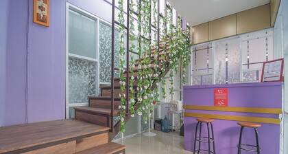 RedDoorz @ Gatot Subroto Street Bandung 2