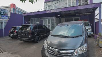 Free self-parking