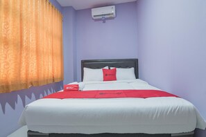 Room - RedDoorz @ Gatot Subroto Street Bandung 2 (Cimahi)