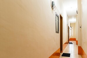 Hallway - RedDoorz Syariah @ Jalan Setiabudi Medan 3 (Medan)