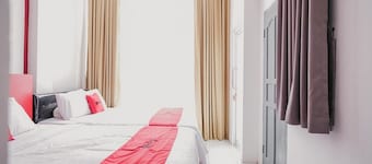 RedDoorz @ Jalan Sukabangun 2 Palembang