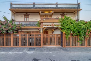 Fachada del alojamiento