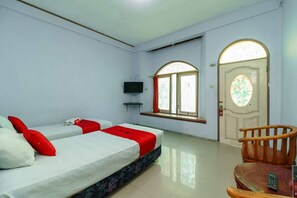Habitación con 2 camas individuales (RedDoorz)