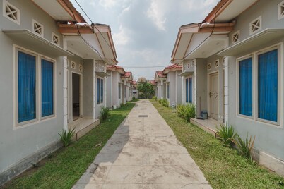 RedDoorz near Watervang Lubuk Linggau 2