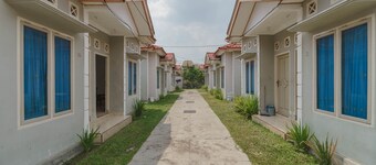 RedDoorz near Watervang Lubuk Linggau 2