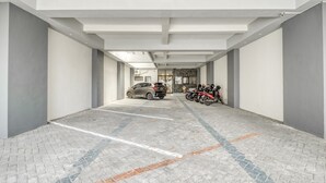 Ubetjent parkering (inkludert)