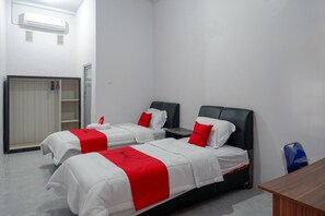 ห้องทวิน (RedDoorz)