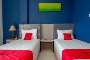 Premium-Zweibettzimmer (RedDoorz) | 1 Schlafzimmer, kostenloses WLAN, Bettwäsche