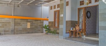 RedDoorz Syariah @ Puri Kalijaga Street