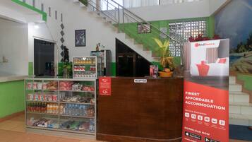 Doppelzimmer (RedDoorz)