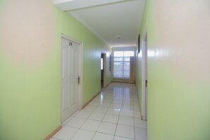 Hallway - RedDoorz @ Frans Seda Kupang (Kupang)