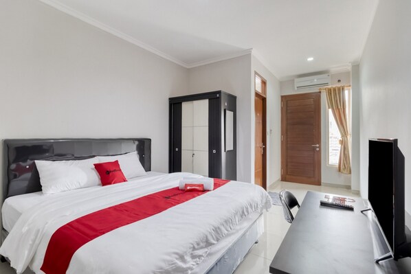 Double Room (RedDoorz) - Reddoorz Near Tugu Yogyakarta (Yogyakarta)