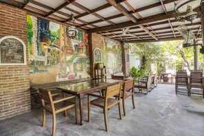Interior - RedDoorz Hostel near Adisucipto Airport Yogyakarta (Depok)