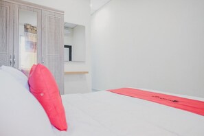 Chambre double (RedDoorz)