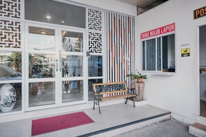 Entrée de l’hébergement 