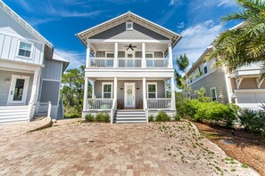 Exterior - Luxury Kitchen ~ 2 Porches & Balcony ~ Community Pool ~ Brown Eyed Girls (Santa Rosa Beach)