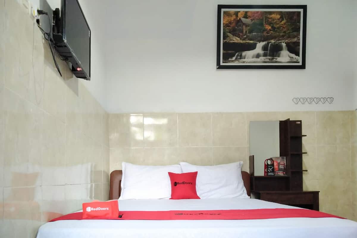 Premium Room (RedDoorz)