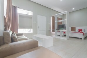 Twin Room (RedDoorz)
