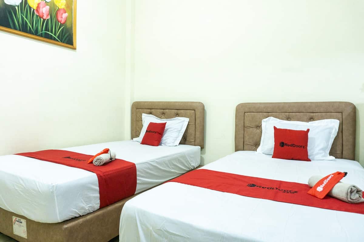 Twin Room (RedDoorz)