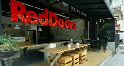 RedDoorz near Alun Alun Madiun