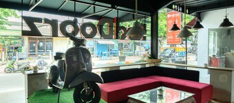 RedDoorz near Alun Alun Madiun