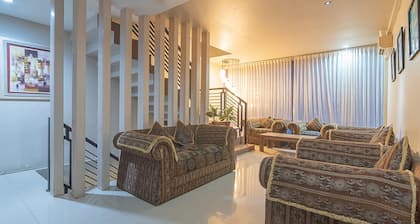 RedDoorz Plus near Sepinggan Airport 3