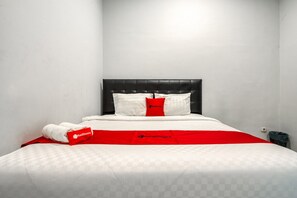 Chambre Double (RedDoorz)