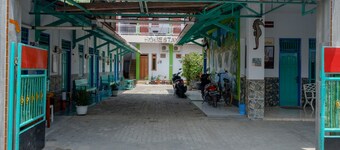 RedDoorz Syariah near Alun Alun Balai Kota Tegal