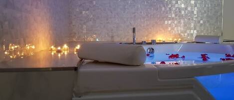 Double Room (Taganana) | Private spa tub