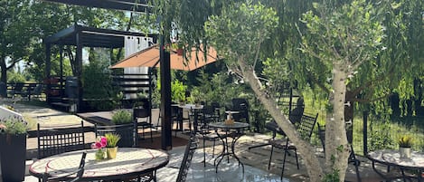 Pemandangan dari bilik