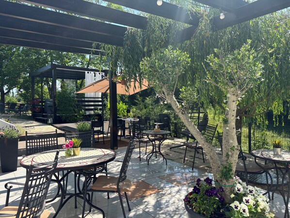 Deluxe Double Room with Bath | Terrasse/Patio