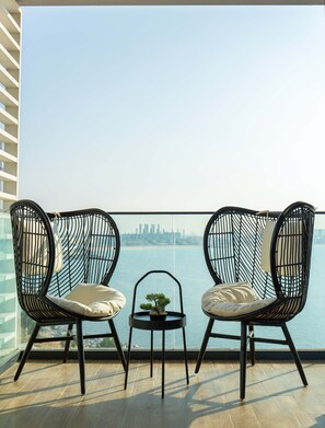 Luxury Apartment, 2 Bedrooms | Balcony - Edens Dubai - Bluewaters ‪ (Dubai)