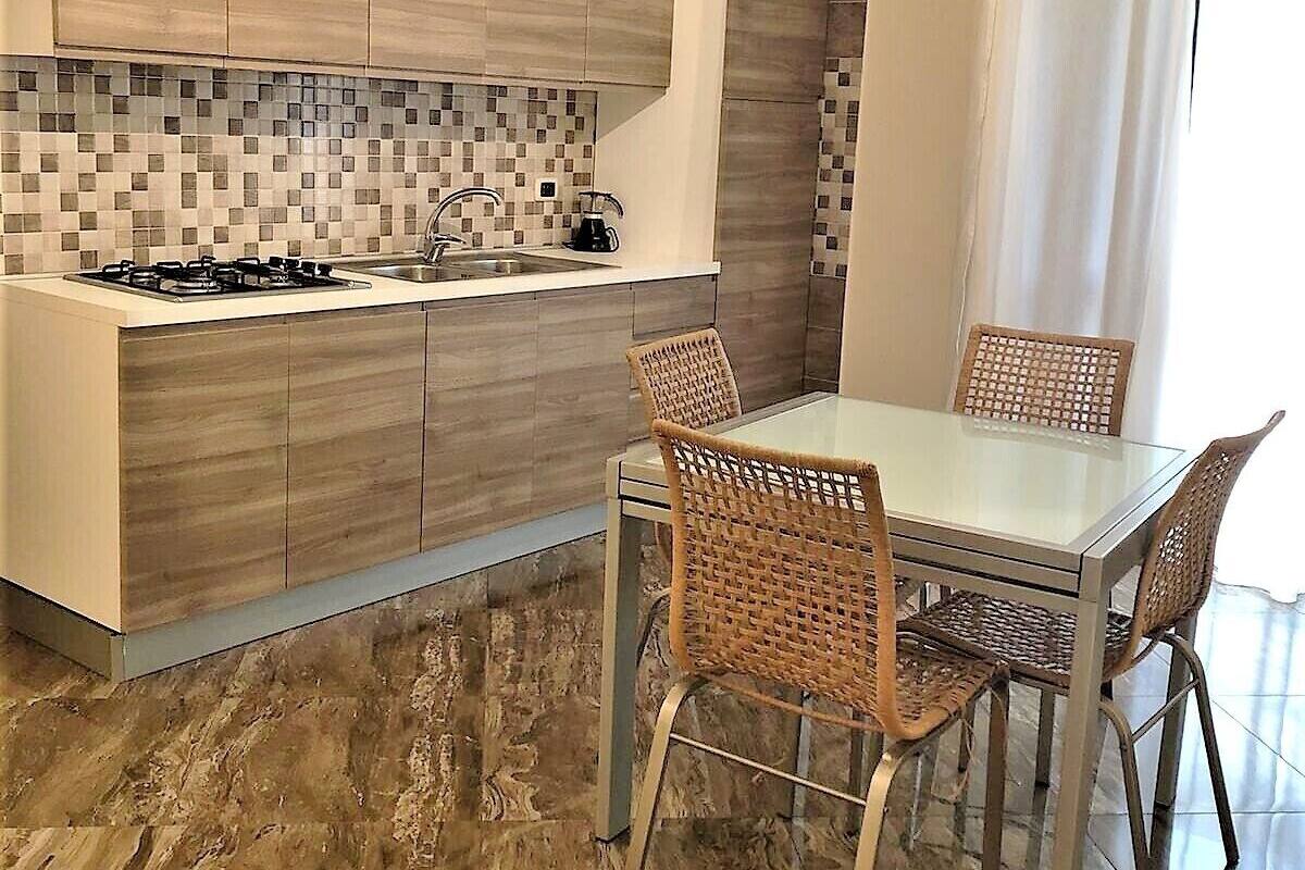 Standard Apartment, 2 Bedrooms | Private kitchen