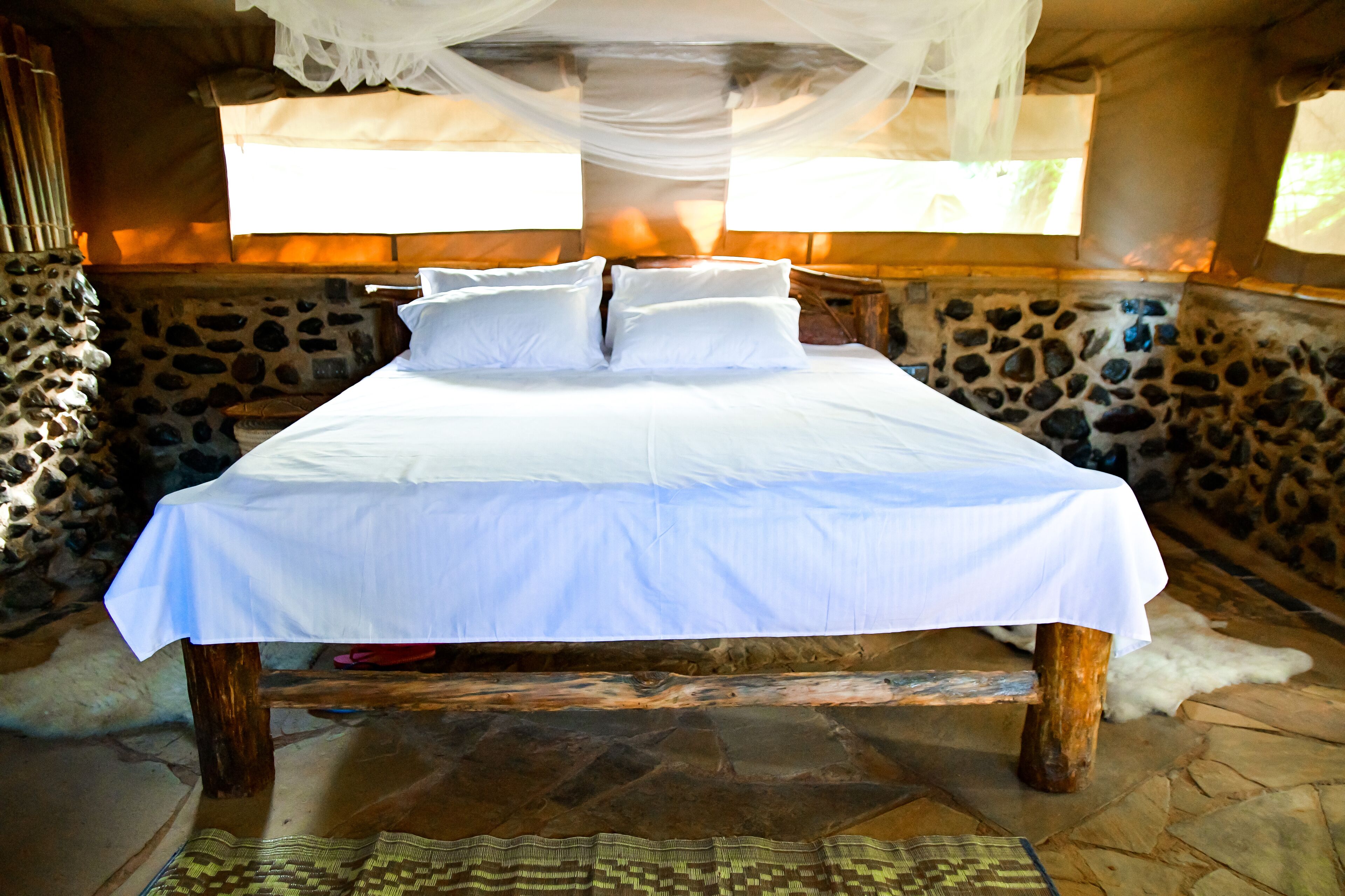 Tenda Mewah | Setrika/meja setrika dan seprai linen