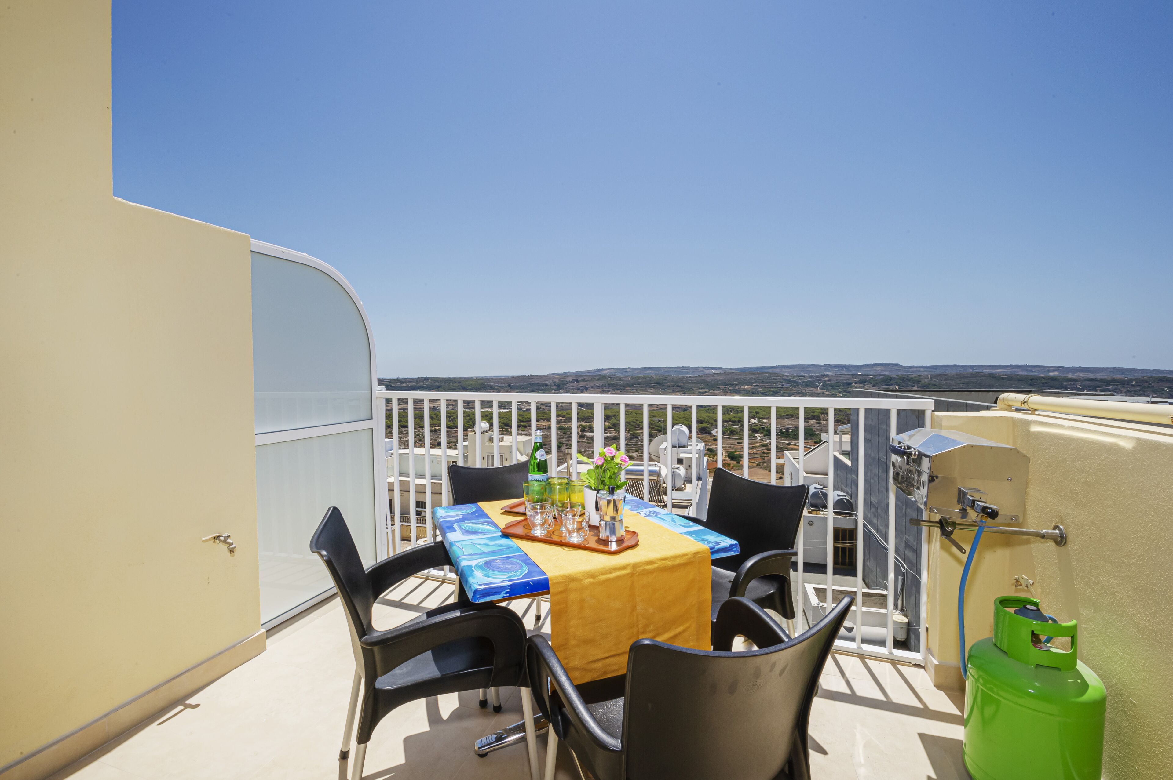 Apartamento superior, 2 quartos (1) | Terraço/pátio