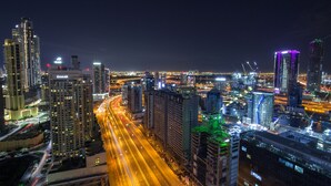 Unclassified image, 2 of 20, button - Edens Dubai - Distinction ‪ (Dubai)