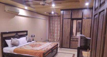 Hotel Pyramid International