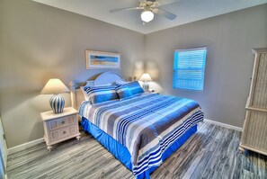 3 bedrooms, iron/ironing board, free WiFi, bed sheets - 3BEDROOM 3 BATH SLEEPS 10! MIRAMAR BEACH! (Miramar Beach)