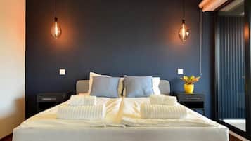 1 bedroom, minibar, in-room safe, desk