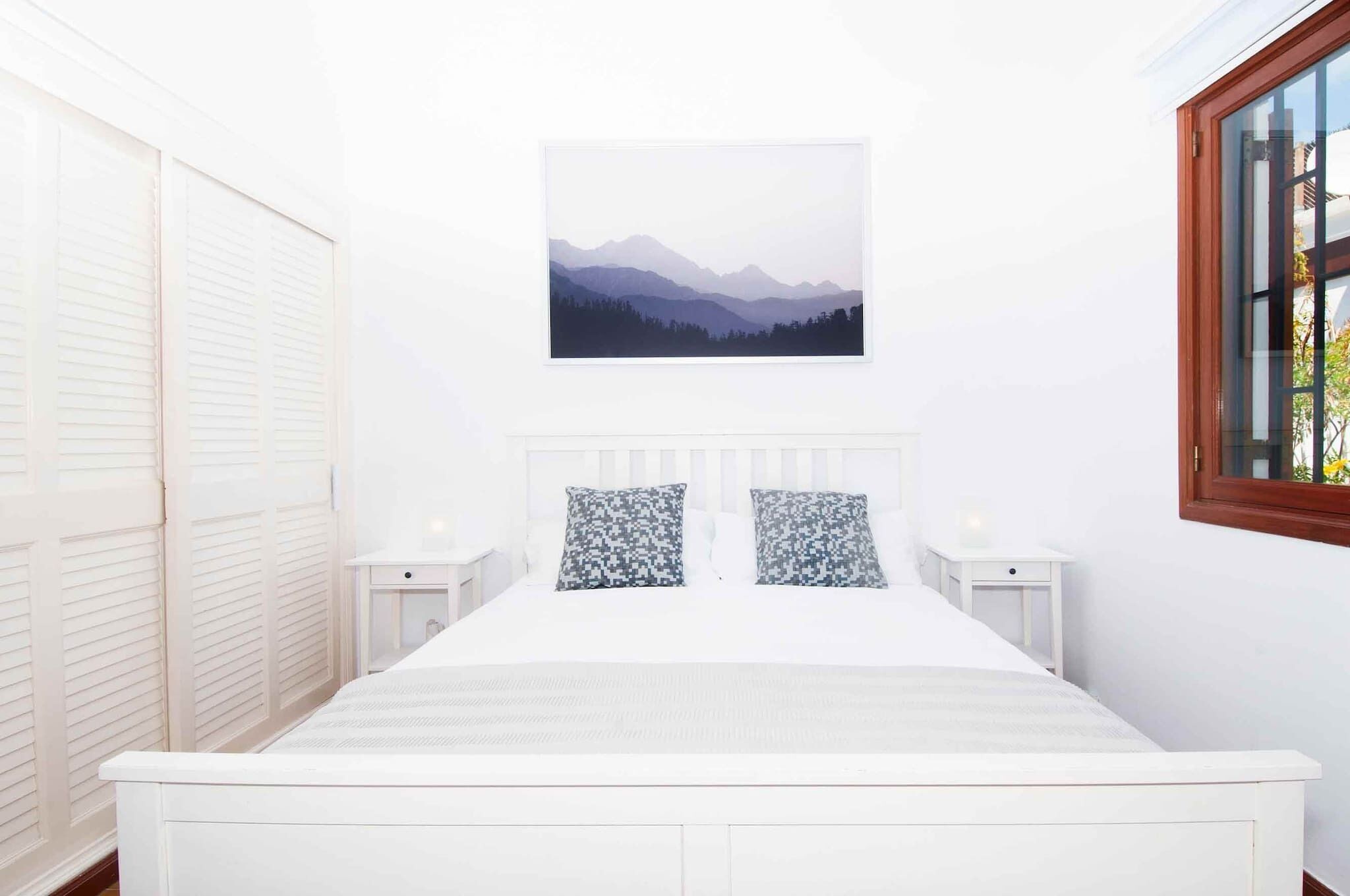 3 dormitorios, tabla de planchar con plancha, wifi gratis y ropa de cama