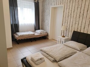 Apartment | 1 bedroom, individually decorated, individually furnished