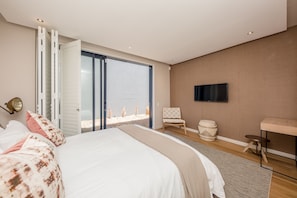 Casa de diseñador | 4 habitaciones, wifi gratis y ropa de cama