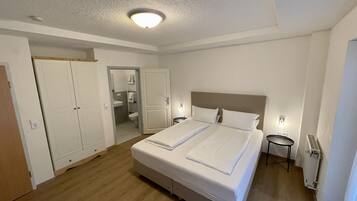 Economy Double Room, Ensuite (im Erdgeschoss) | 1 bedroom, WiFi