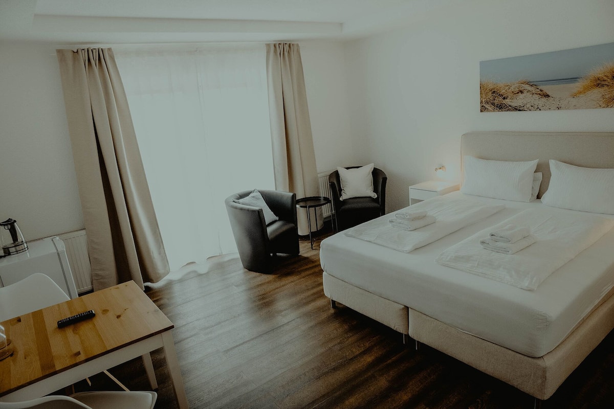 Superior dubbelrum - privat badrum - utsikt mot trädgården (mit Balkon) | Rumsbekvämlighet