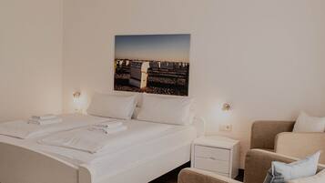 Superior Double Room, Private Bathroom, Garden View (mit Balkon) | Room amenity