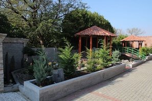 Superior dubbelrum - privat badrum - utsikt mot trädgården (mit Balkon) | Exteriör