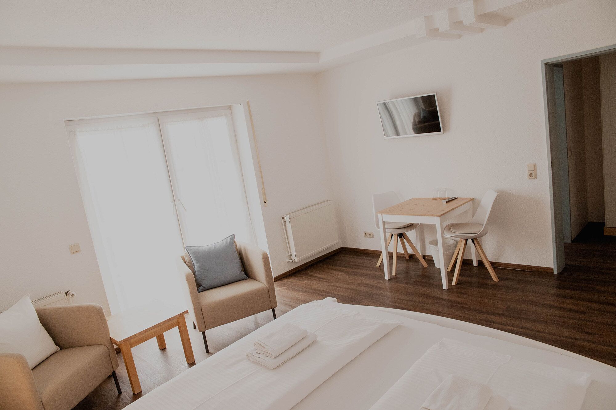 Chambre Double Supérieure, salle de bains privée, vue jardin (mit Balkon) | Équipements de la chambre