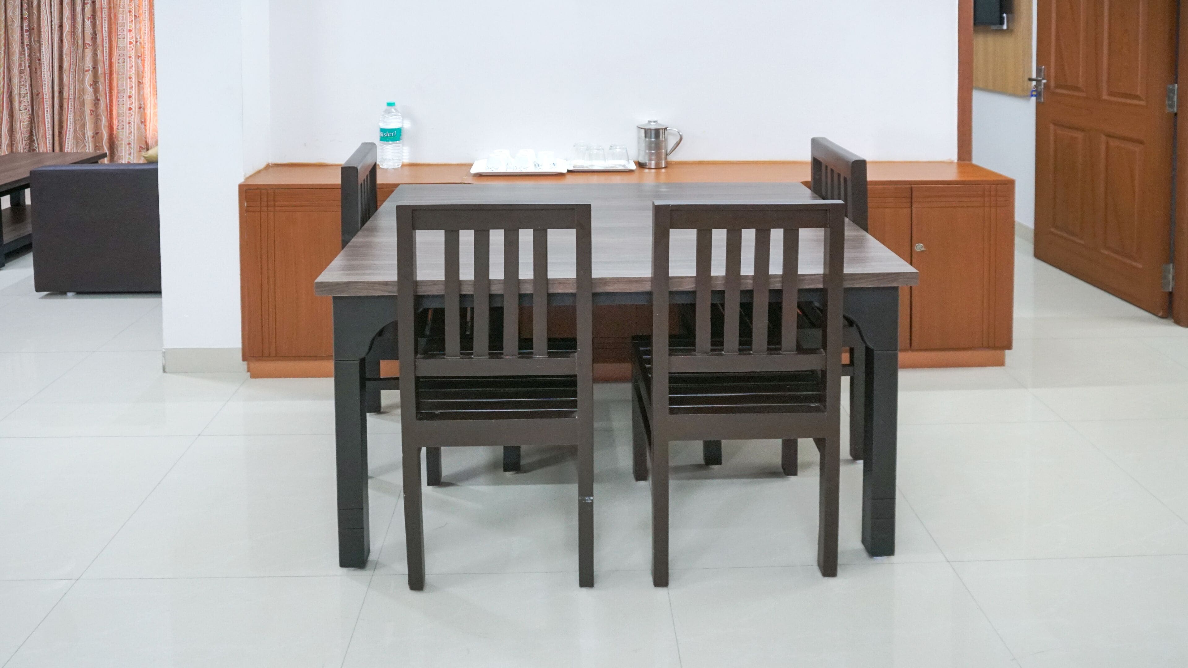 executive quadruple room | in-room dining