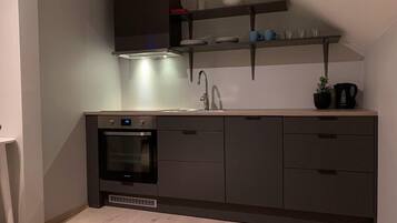 Apartment, 1 Bedroom | Private kitchen | Fridge, oven, stovetop, dishwasher