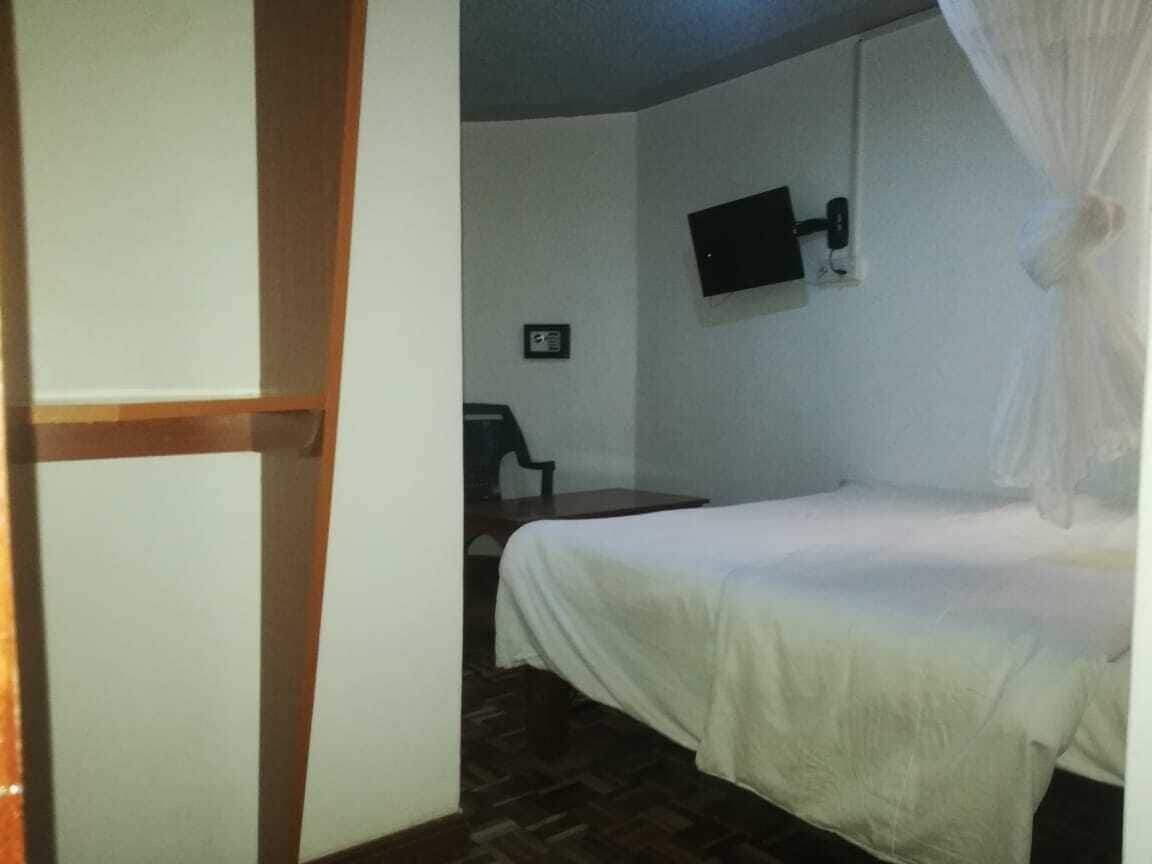 Comfort Twin Room, 1 Bedroom | Blackout drapes, free WiFi, bed sheets